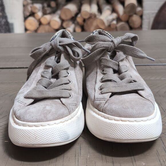 Vince Suede Rhea suede platform sole sneaker with snake skin embossed heel Sz 7 - Picture 5 of 10